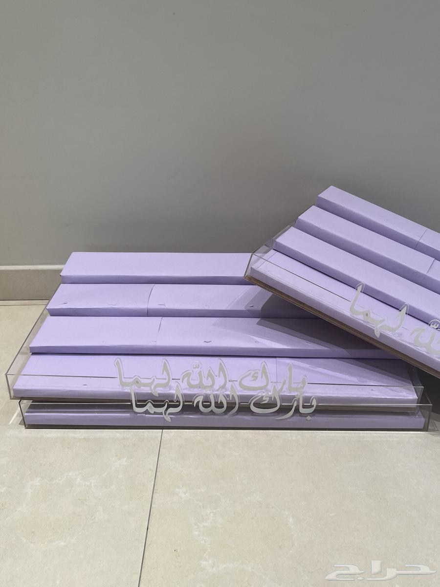 قاعدة اكريليك لتوزيعات زواج او عقد قران64662864680963111