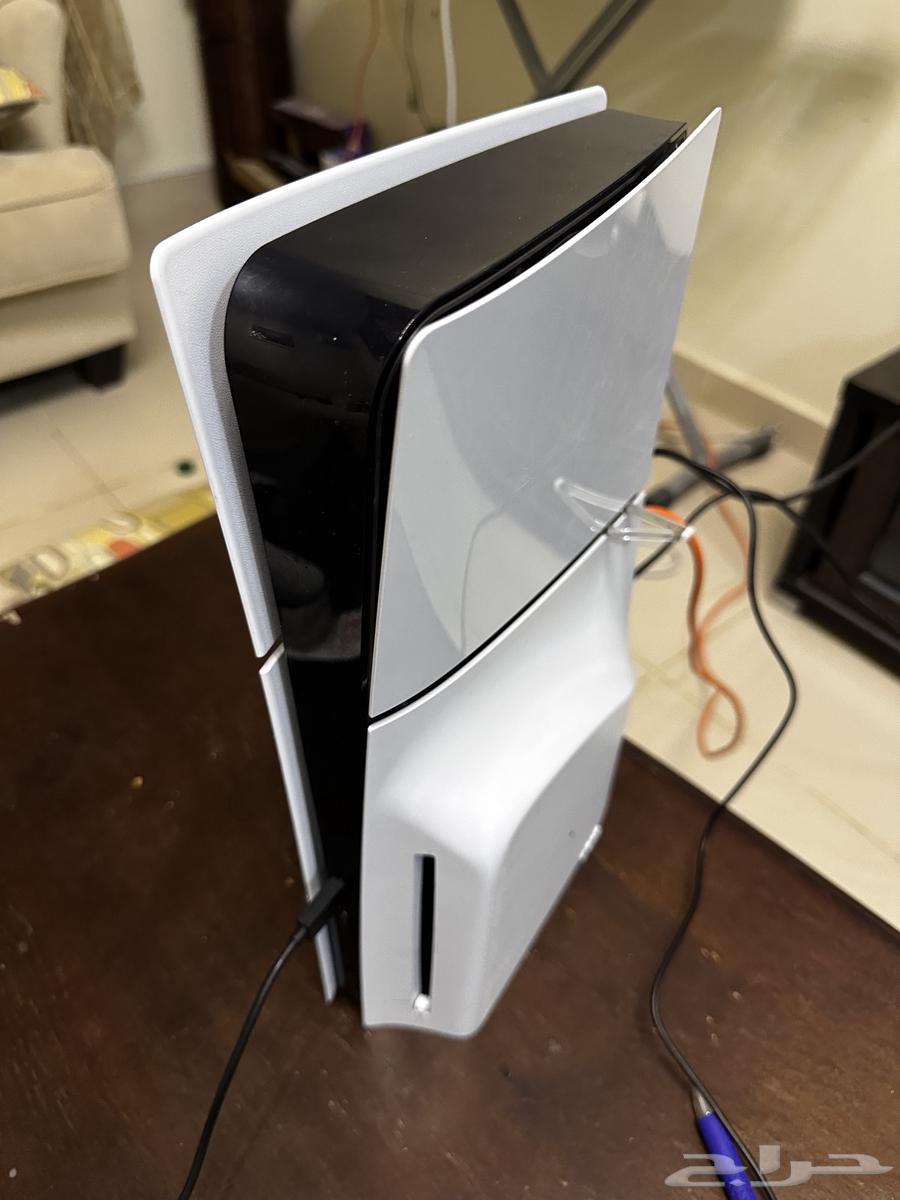 سوني 5 سليم 1 تيرا CD مع أسلاكه وشاحنه واليد نظييفف64618802135043110