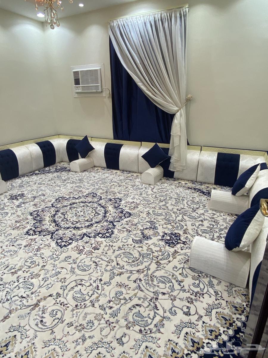 Arabic Living Room Set for Sale – Backrest, Carpet, and Curtains – Highest Bid Wins64656807299970111