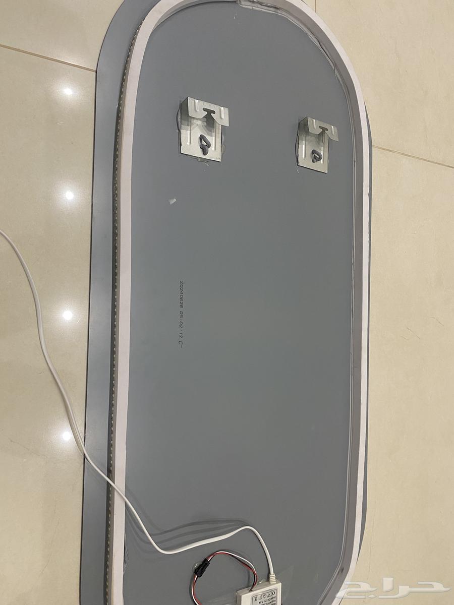 Mirrors64663941193730110