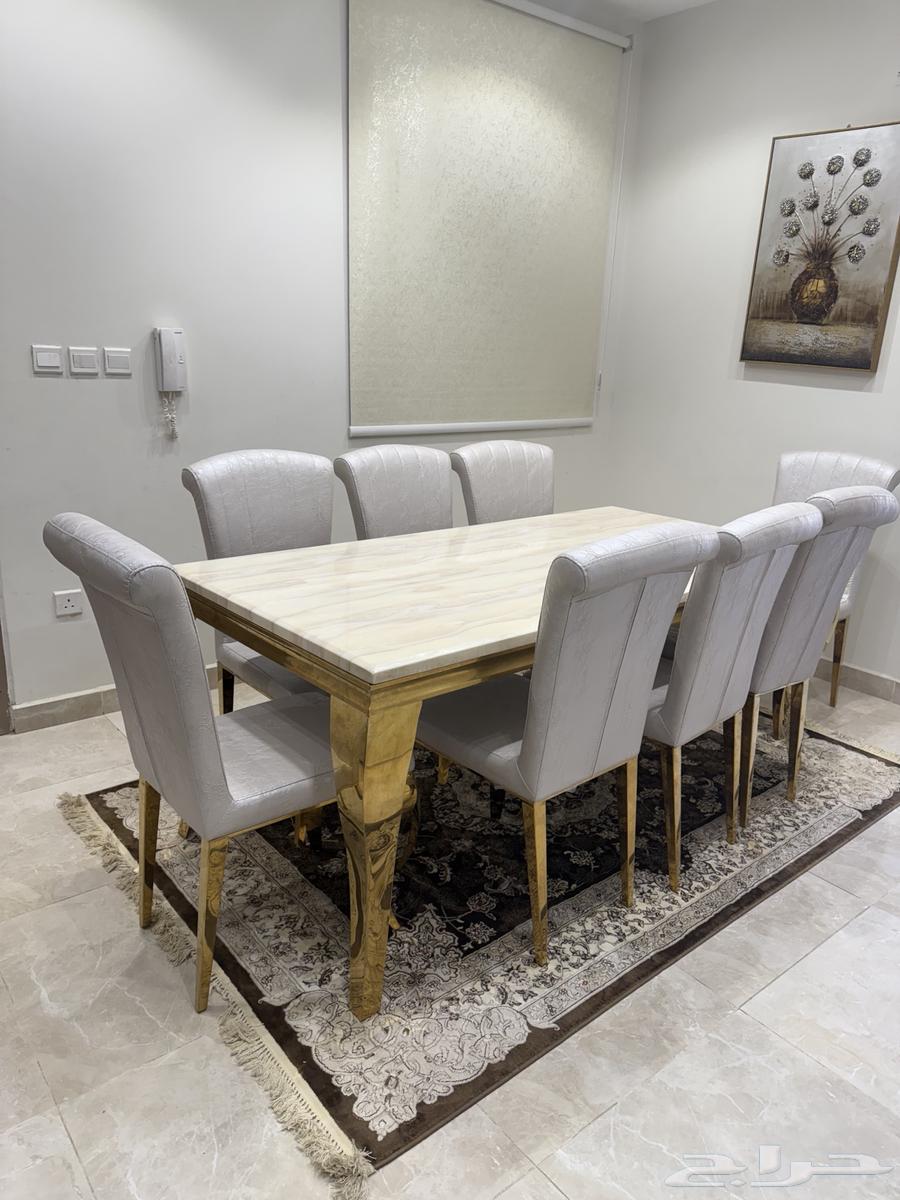 Dining Table64657659155457110