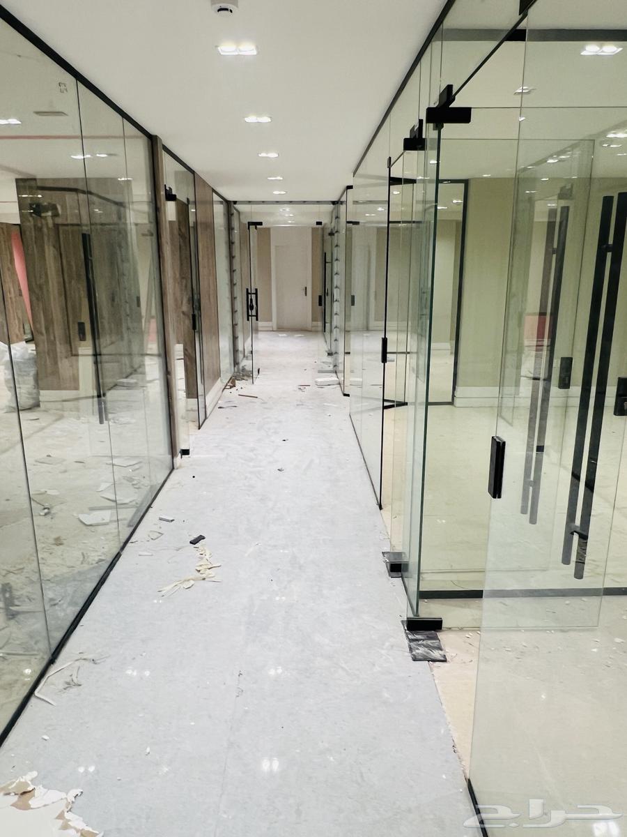 Secret glass, mirrors, aluminum office facades, structure, railing64166233177091114