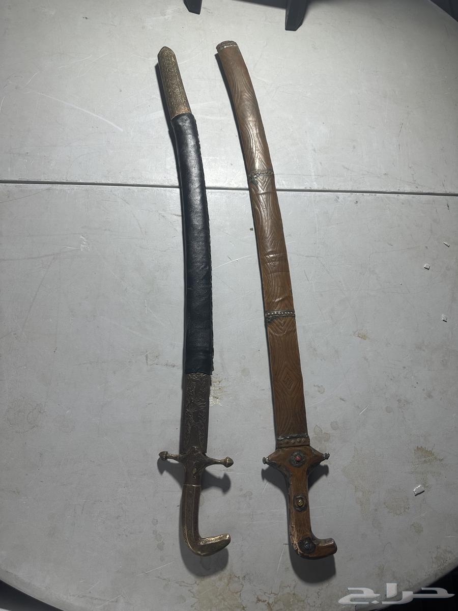 سيوف قديمه ونظيفه64659404685954110