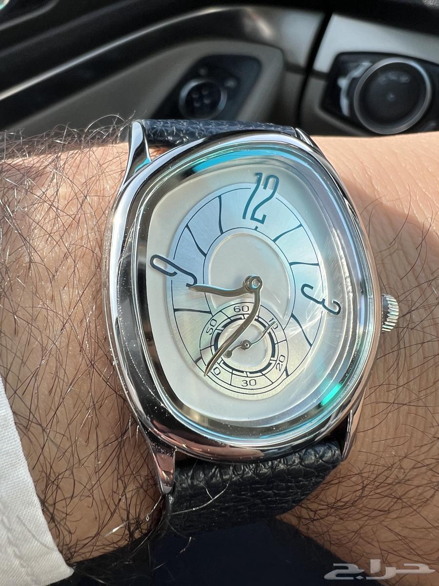 ساعة ( تم البيع )64658981165955110