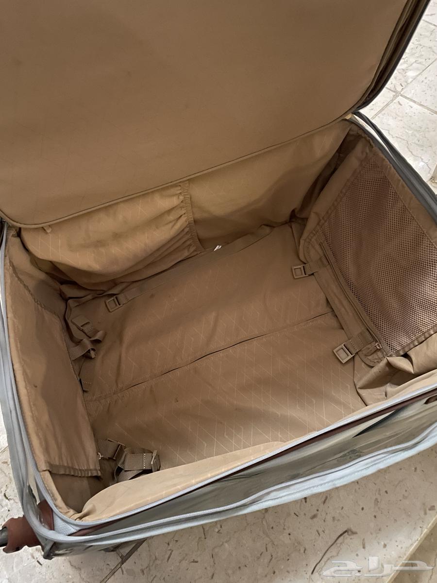 طقم شنط سفر بحالة جيدة جدا ماركة فيكتوريا64660706559235111