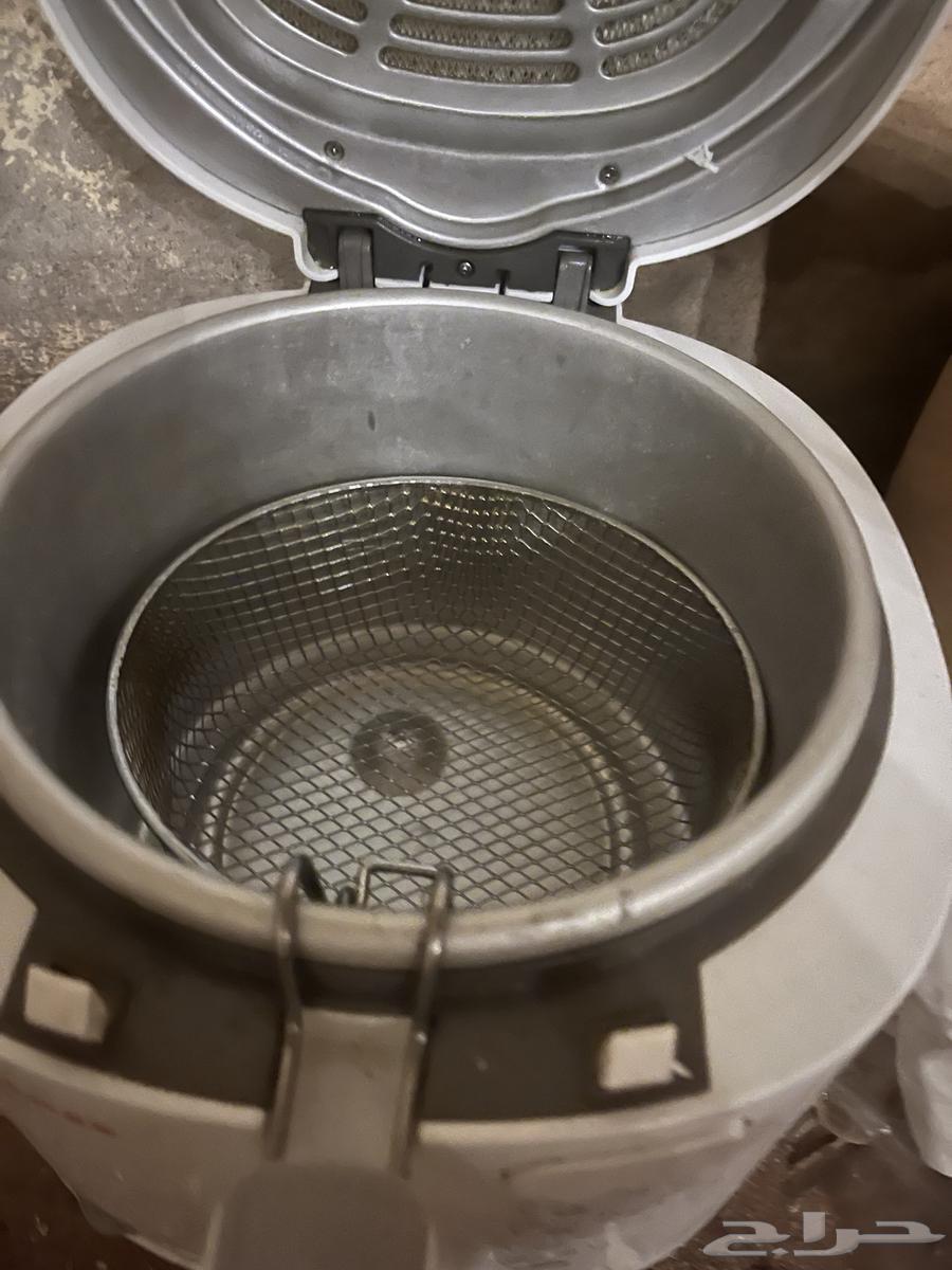 قلايه وخلاط 50ريال جميعها64657981688706111