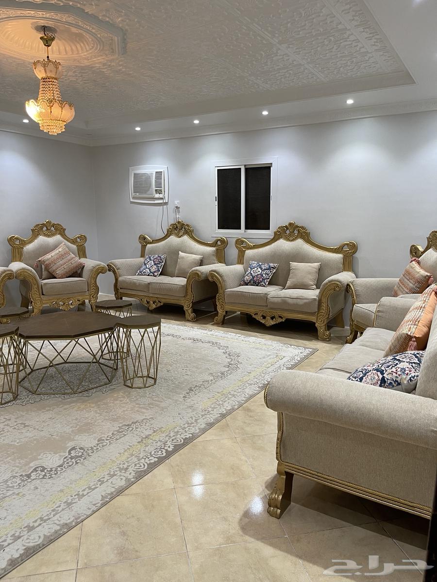 طقمين كنب مع الطاولات والستاير64656727283843114