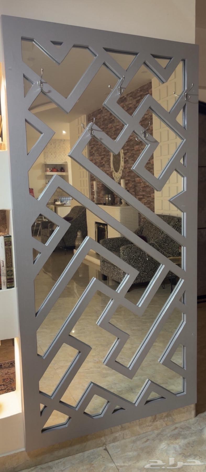 دولاب كوفي ومرايه علاق عبايات64625258339330112