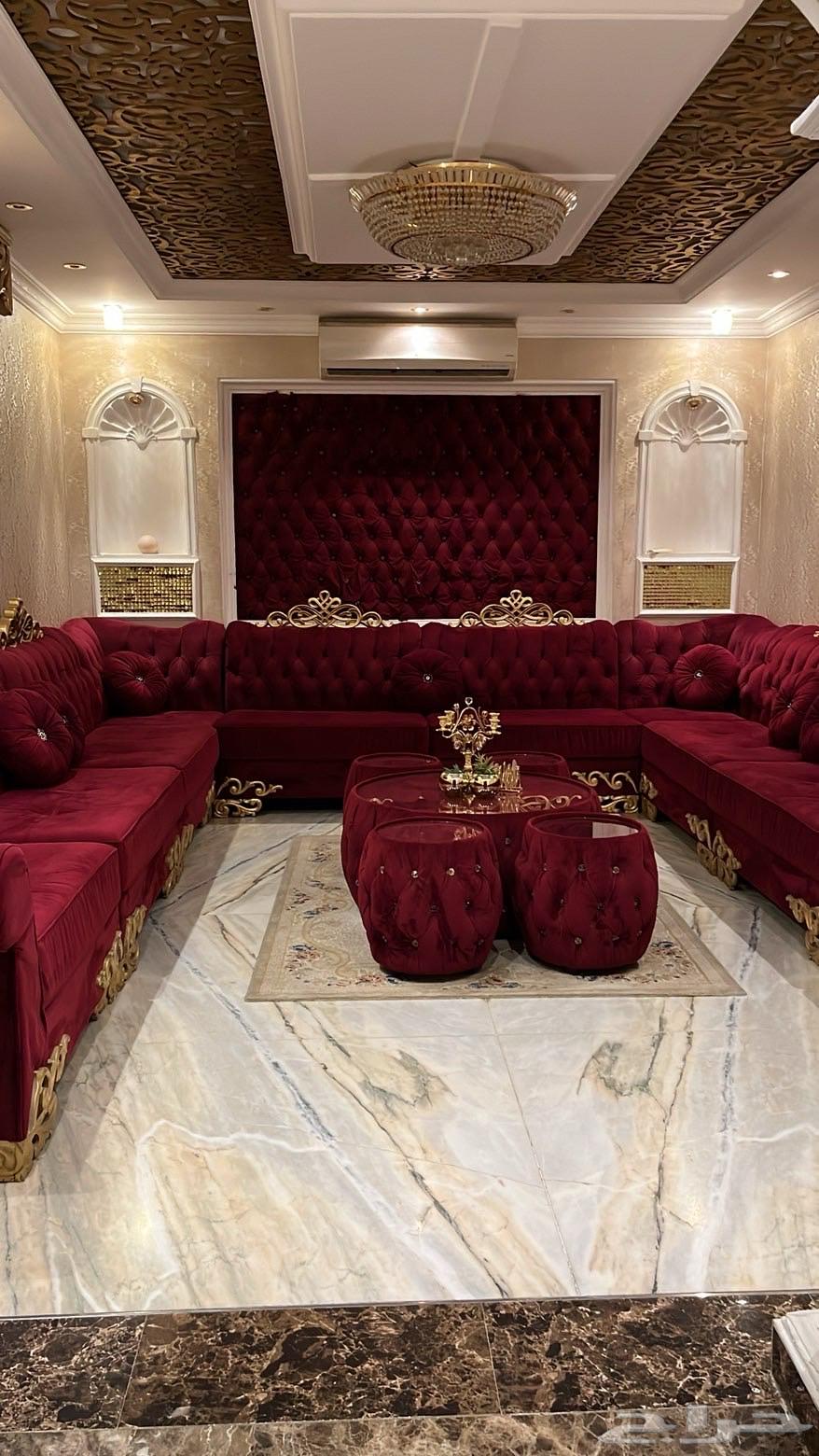 كنب متصل يكفي الى 16 شخص بجوده عاليه شبه جديد64663727160321110