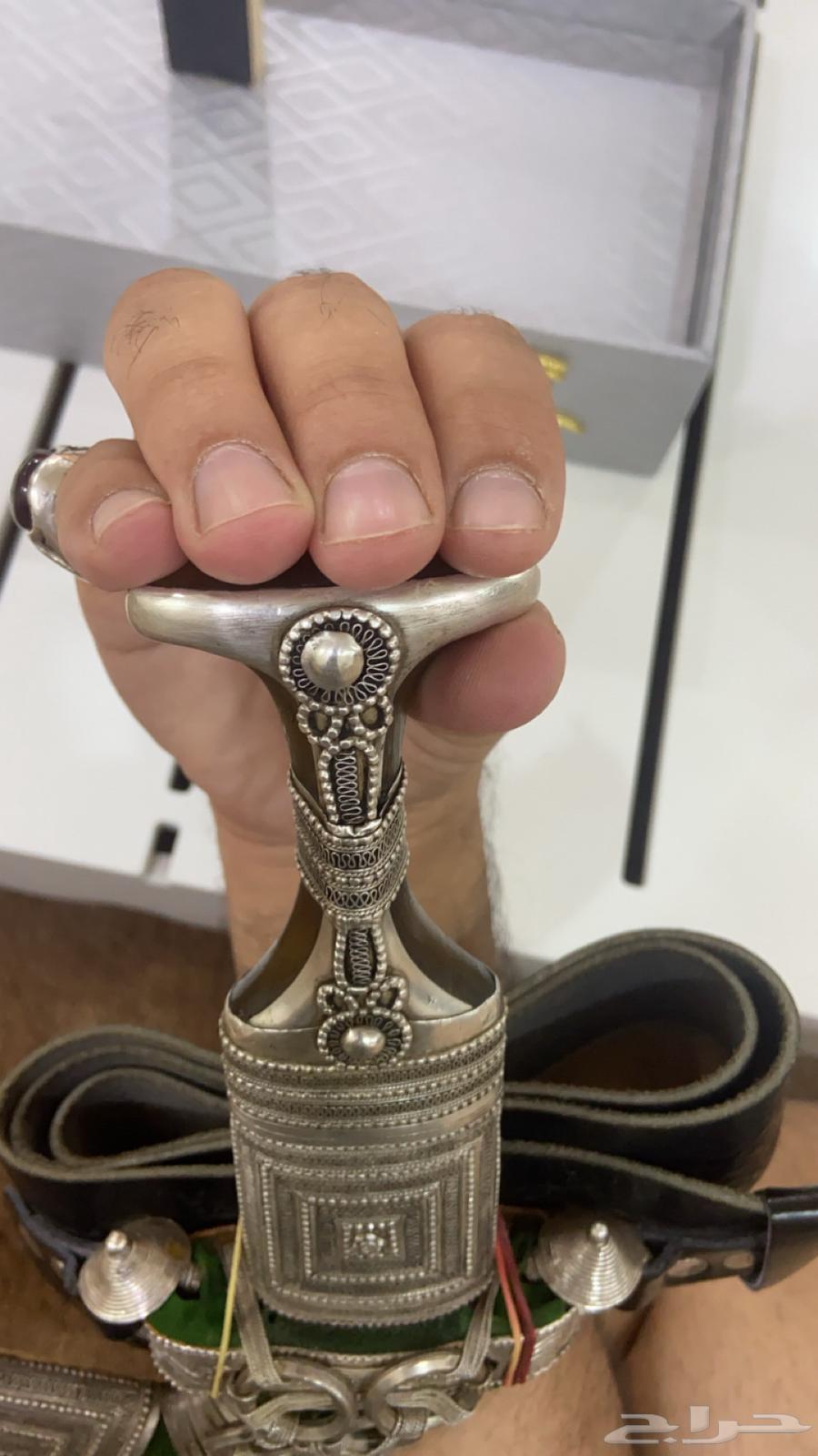 خنجر زراف للبيع64672858322051112