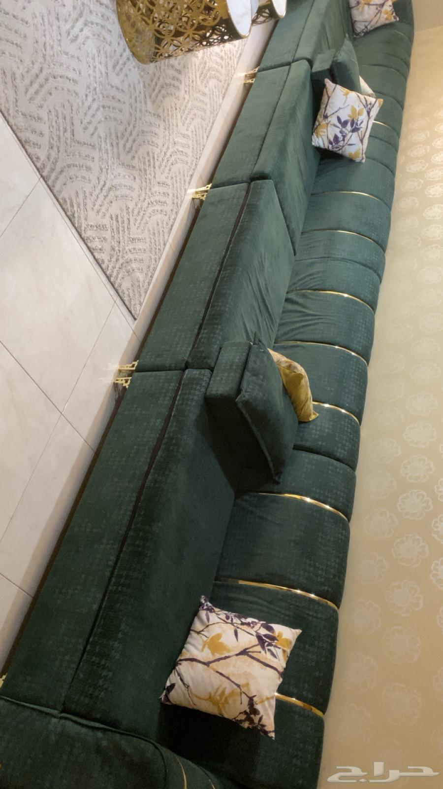 كنب للبيع مستخدم نظيف64672589584129111