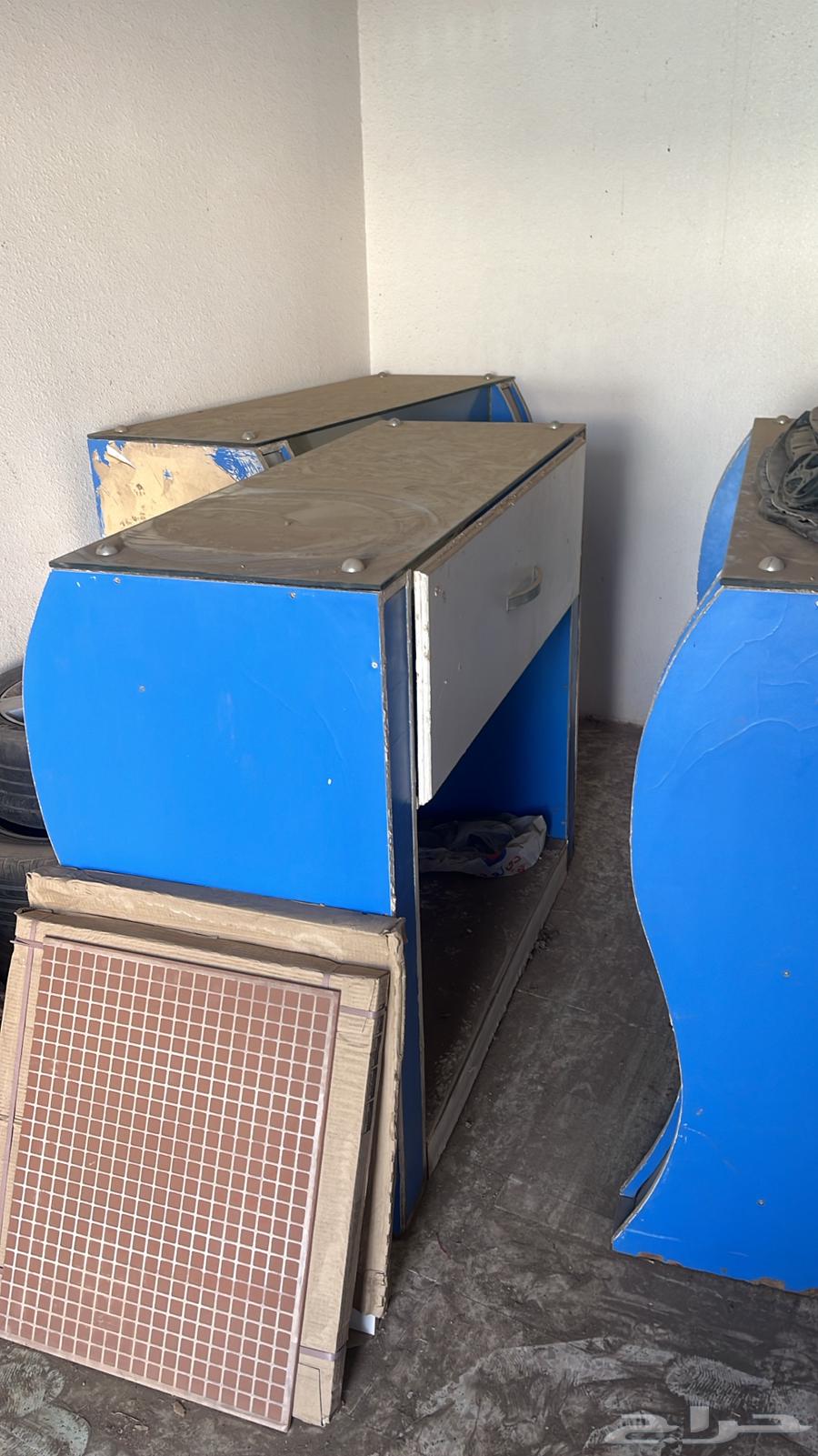 Mobile Phone Tables64672998968323110