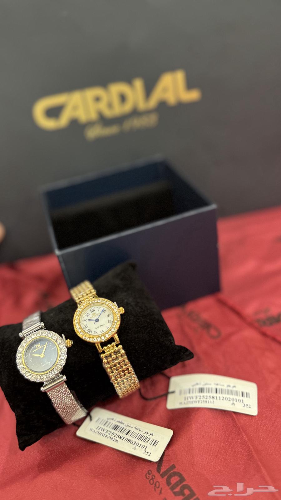 ساعات نسائية جديده غير مستخدمه64674364351105113