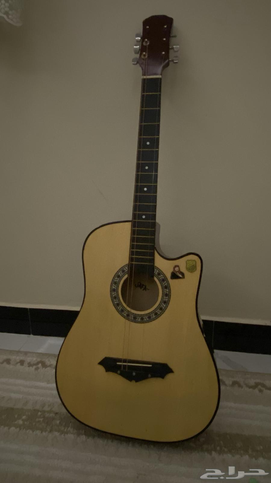 Acoustic Guitar for Sale – Strings Broken, Can't Replace or Play It64666684082563110