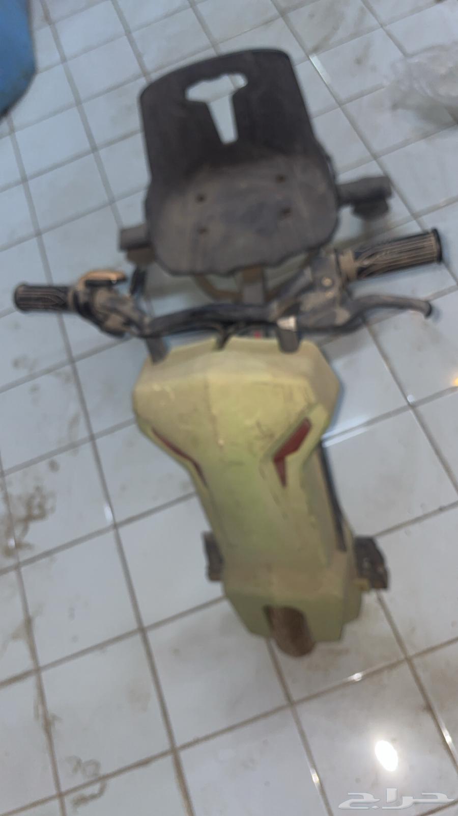 Two Types of Scooters64668106055555112