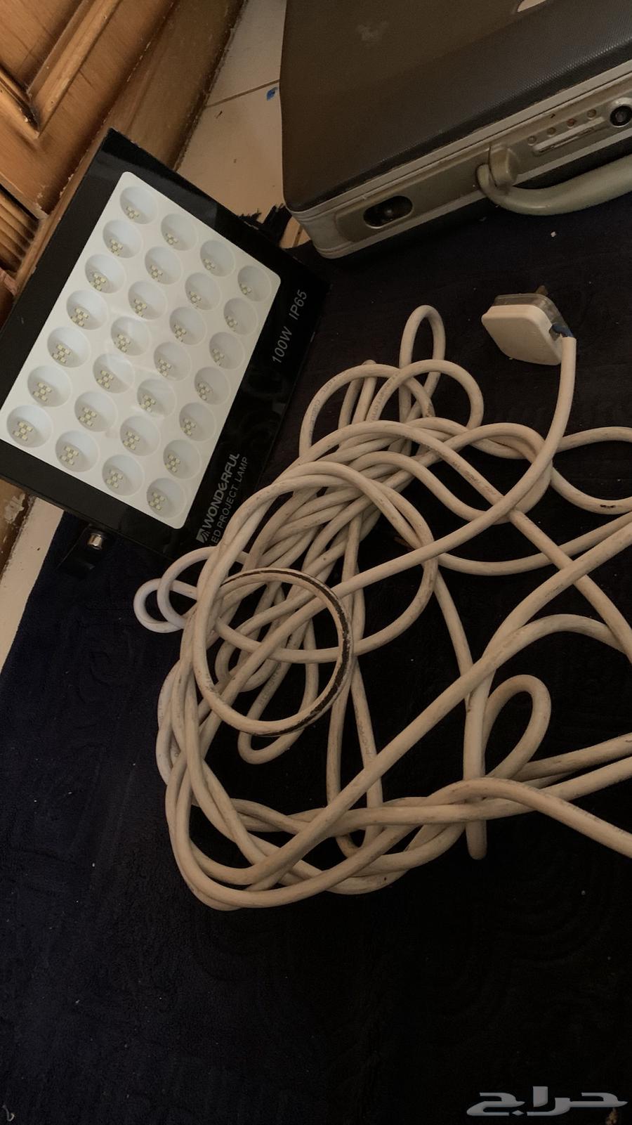 كشاف إضاءة قوية جدا للمحلات والمناسبات64672112069761114