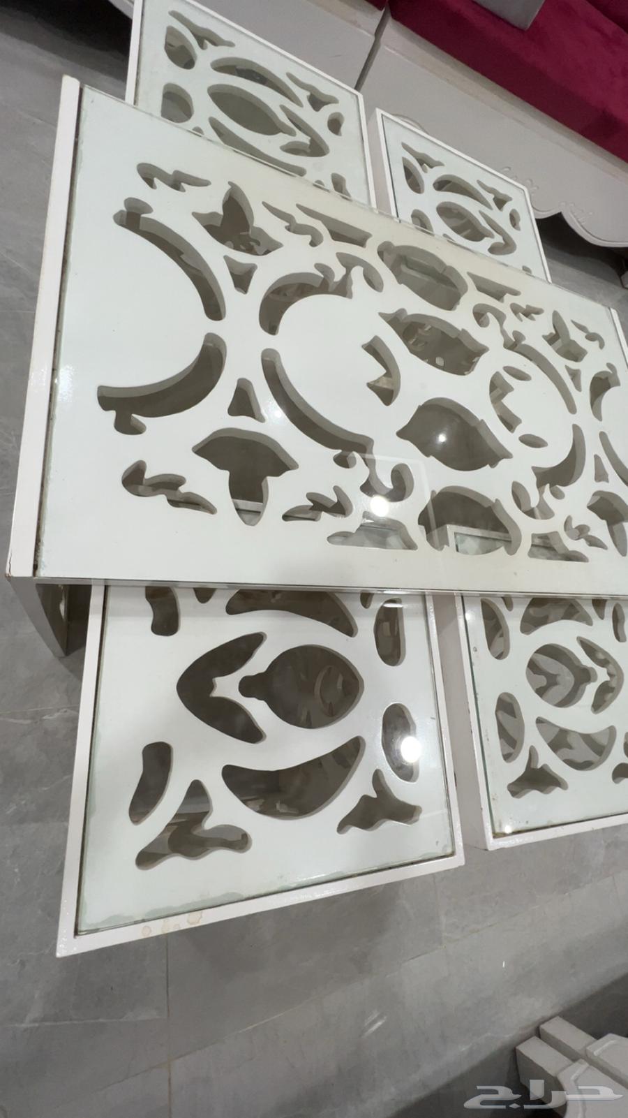 طاولات مجلس خمس قطع شبه جديده64674822170371114