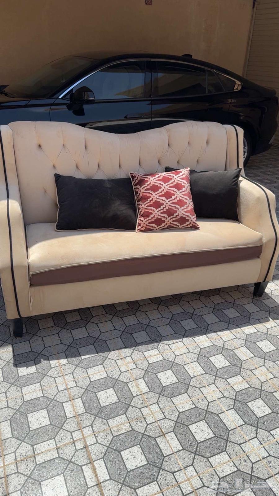 كنب شبه جديد مستعمل نضيف البيع على السوم التواصل خاص64673696419843111