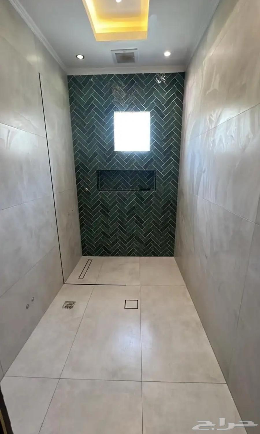 معلم تركيب بلاط64167857647489110