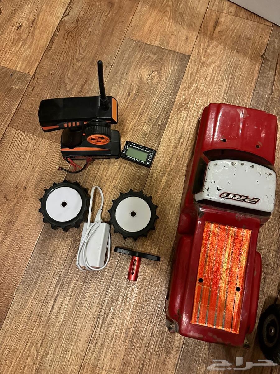 للبيع سيارة رموت كنترول كهرائية64669475470465110