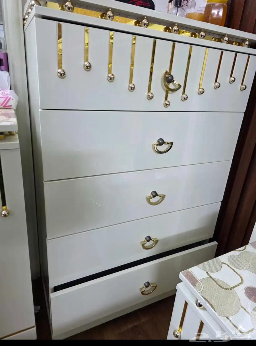 غرفة النوم شبه جديد بيع مستعجل64668368268929113