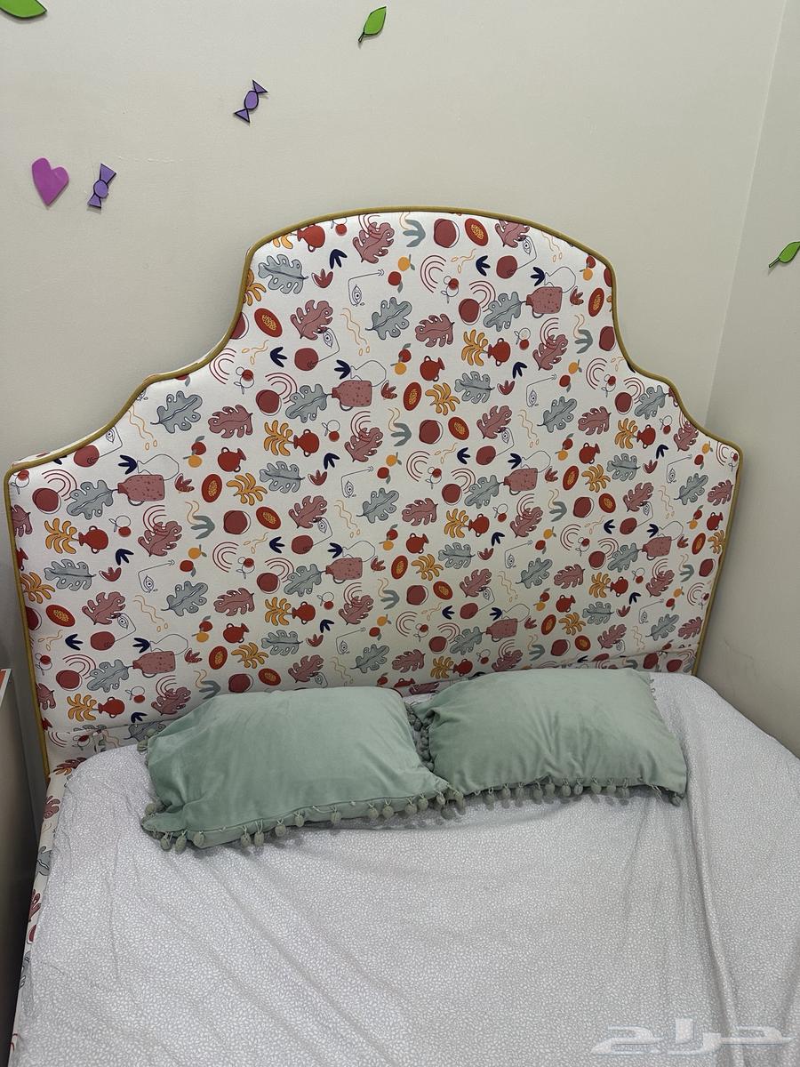 سرير هوم سنتر نفر و نص شبه جديد64671289158274110