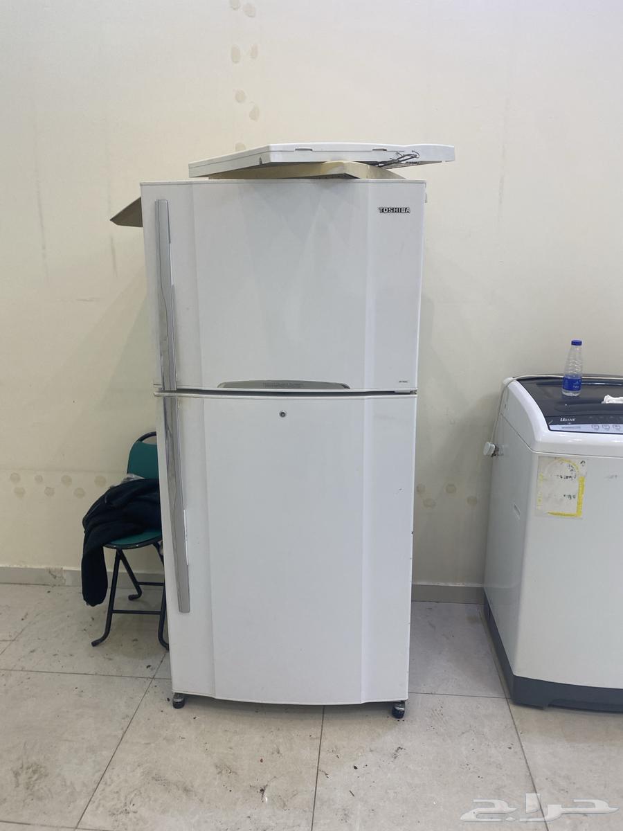 Two-Door Refrigerator with Freezer, Fully Functional and in Perfect Working Condition64672435378051110