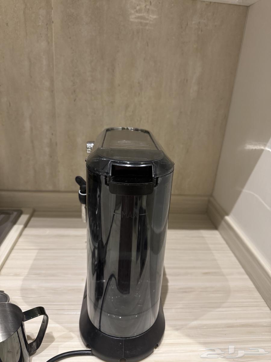 ماكينة قهوه ديلونجي لون اسود64594405789442114