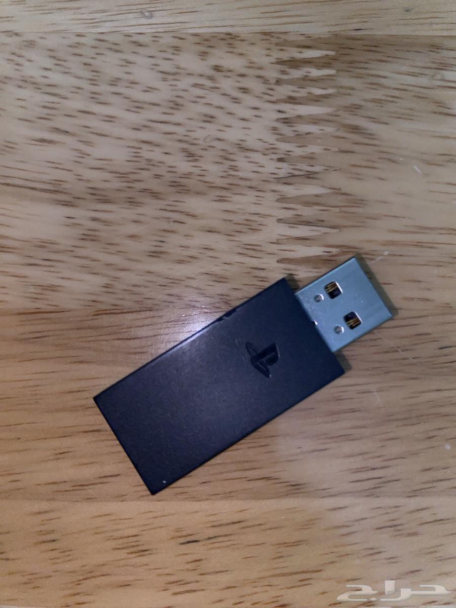 سوني 5 مع يدين وسماعته64674195717890112