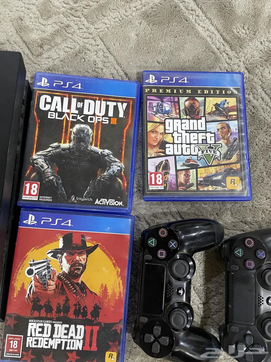 Sony 4 with Tapes and Two Controllers for Sale64673101173634112