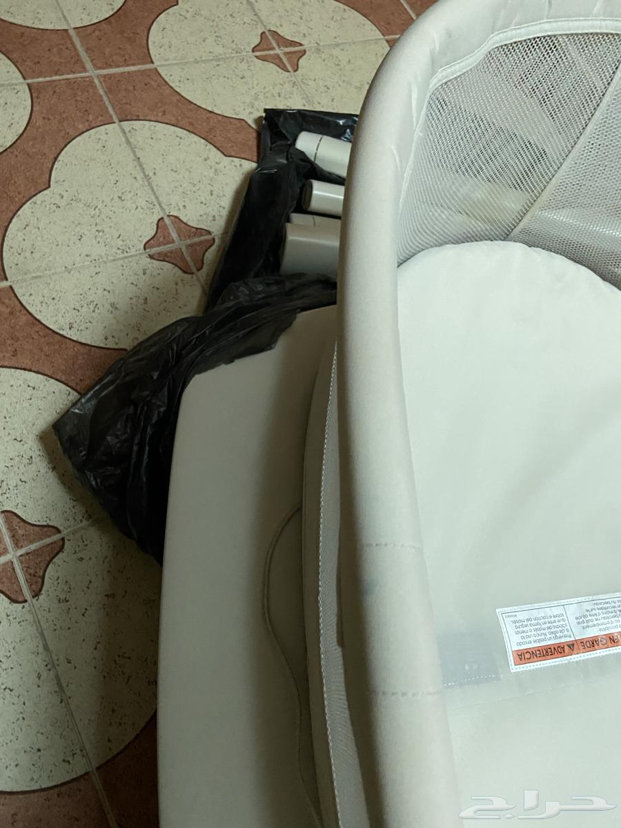 سرير طفل كهربائي نظيف جدا64671773840258110