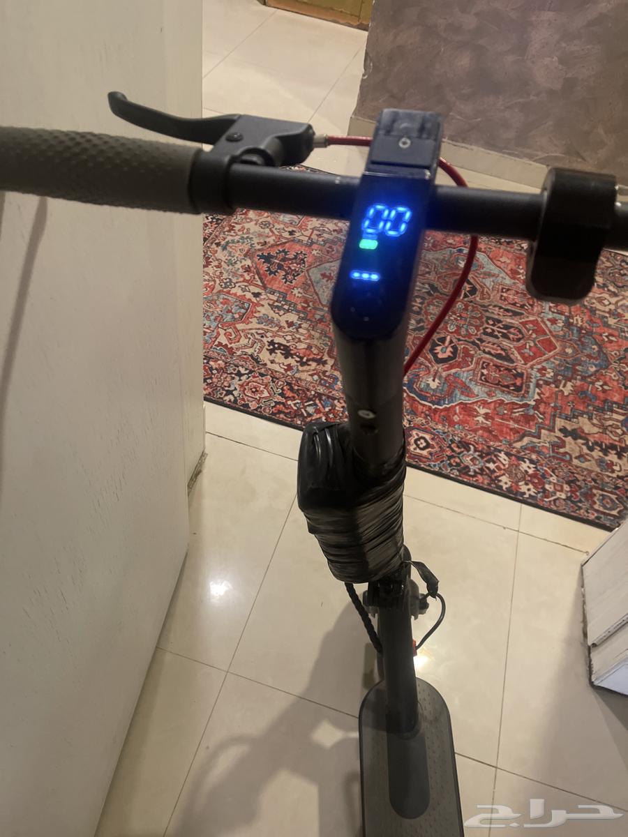 سكوتر معدل ببطاريتين يمشي تقريبا 50 فيه مشكلة في الماطور64668964926081112