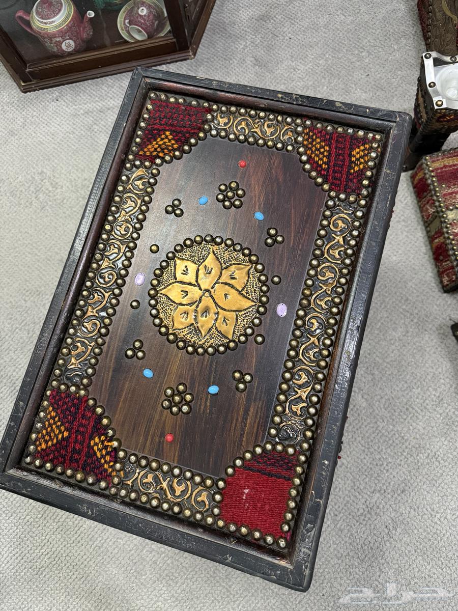 طقم قديم للبيع64670183636483110