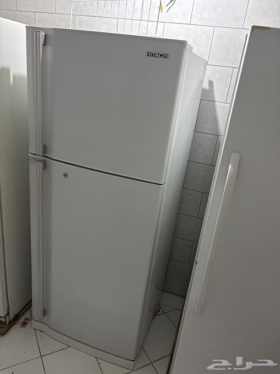 عدد 2 ثلاجه واحده منها بفريزر والأخرى براد فقط بحاله ممتازا64673759890689111