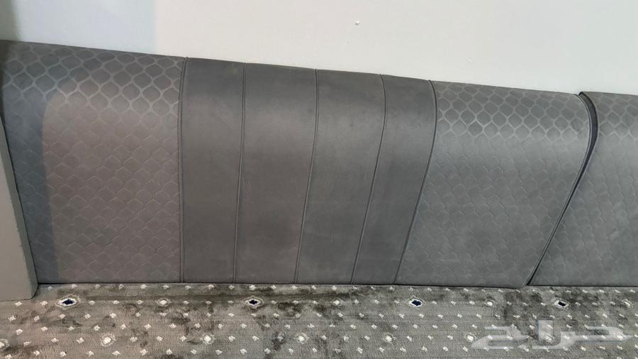 مساند 4في 4 مع فرشه نفس المقاس جيده جدا64674351483523111