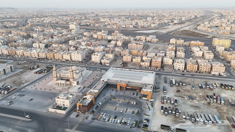 محلات تجارية مميزة في مجمع تجاري المزرعة بحي النور64150141194882112