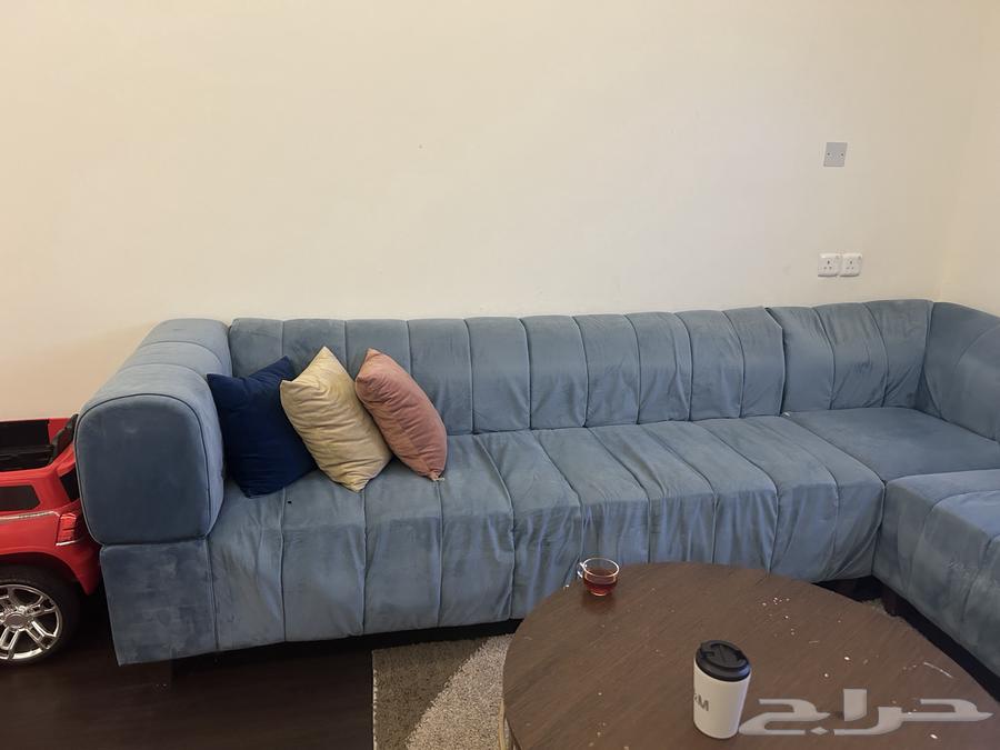 ركنة حرف L بحالة جيدة64674644889091110