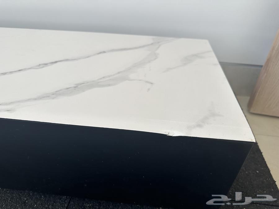 للبيع طاولة تلفزيون وطاولة قهوة64672435434499114