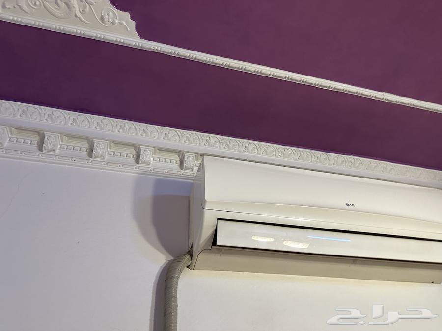 مكيف اسبلت LG 1864675944651394110
