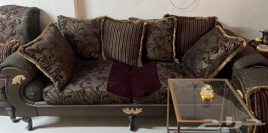 كنب كلاسيك لون عنابي64672653485571110