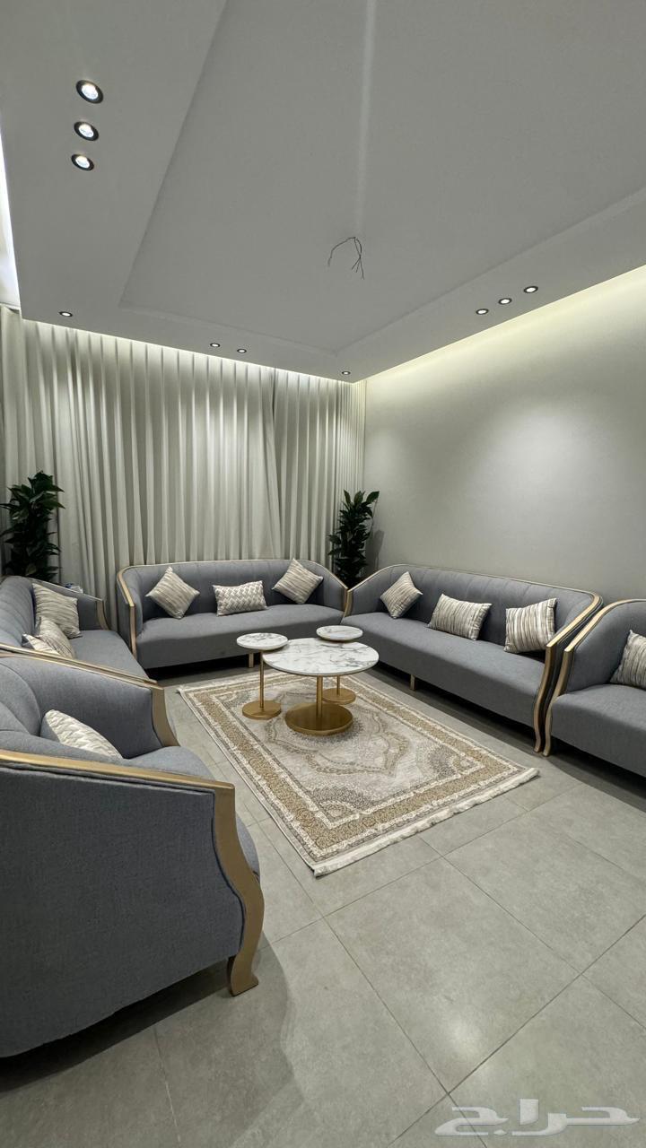 كنب نظيف للبيع64673811156227110