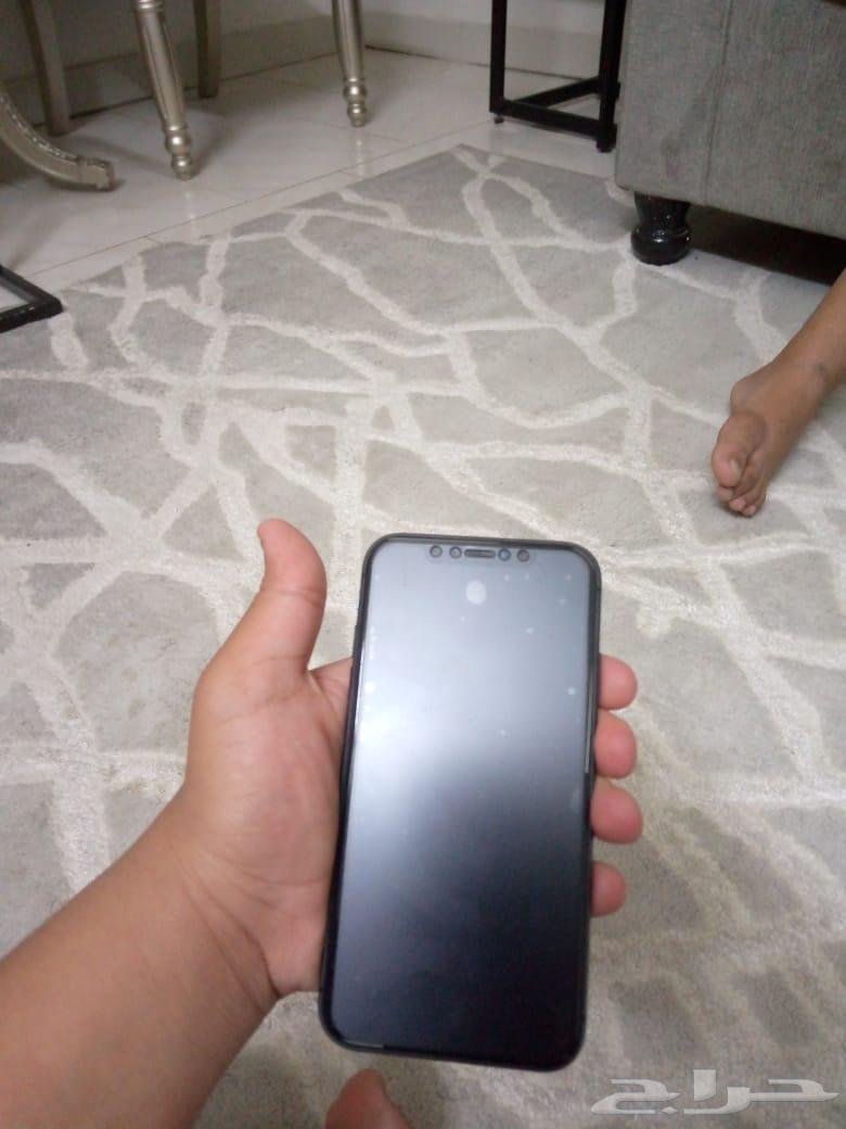 iPhone 1164560024142594112