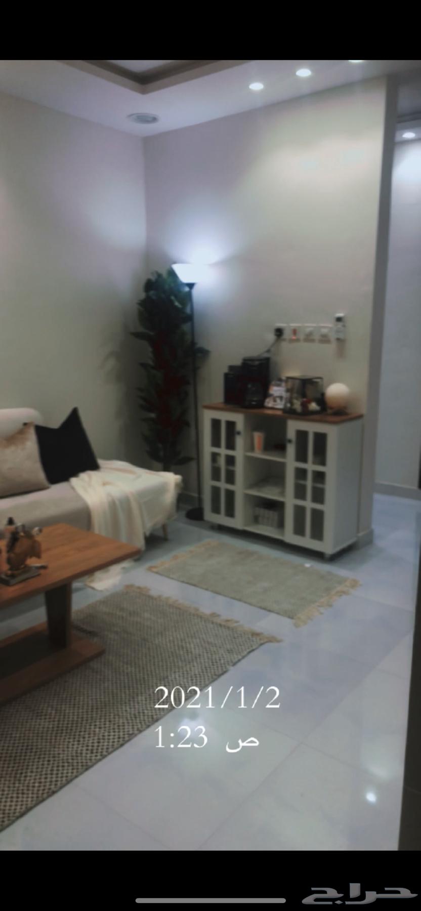 كنب صالة صغير حرف L مستخدم للبيع64676198963843111