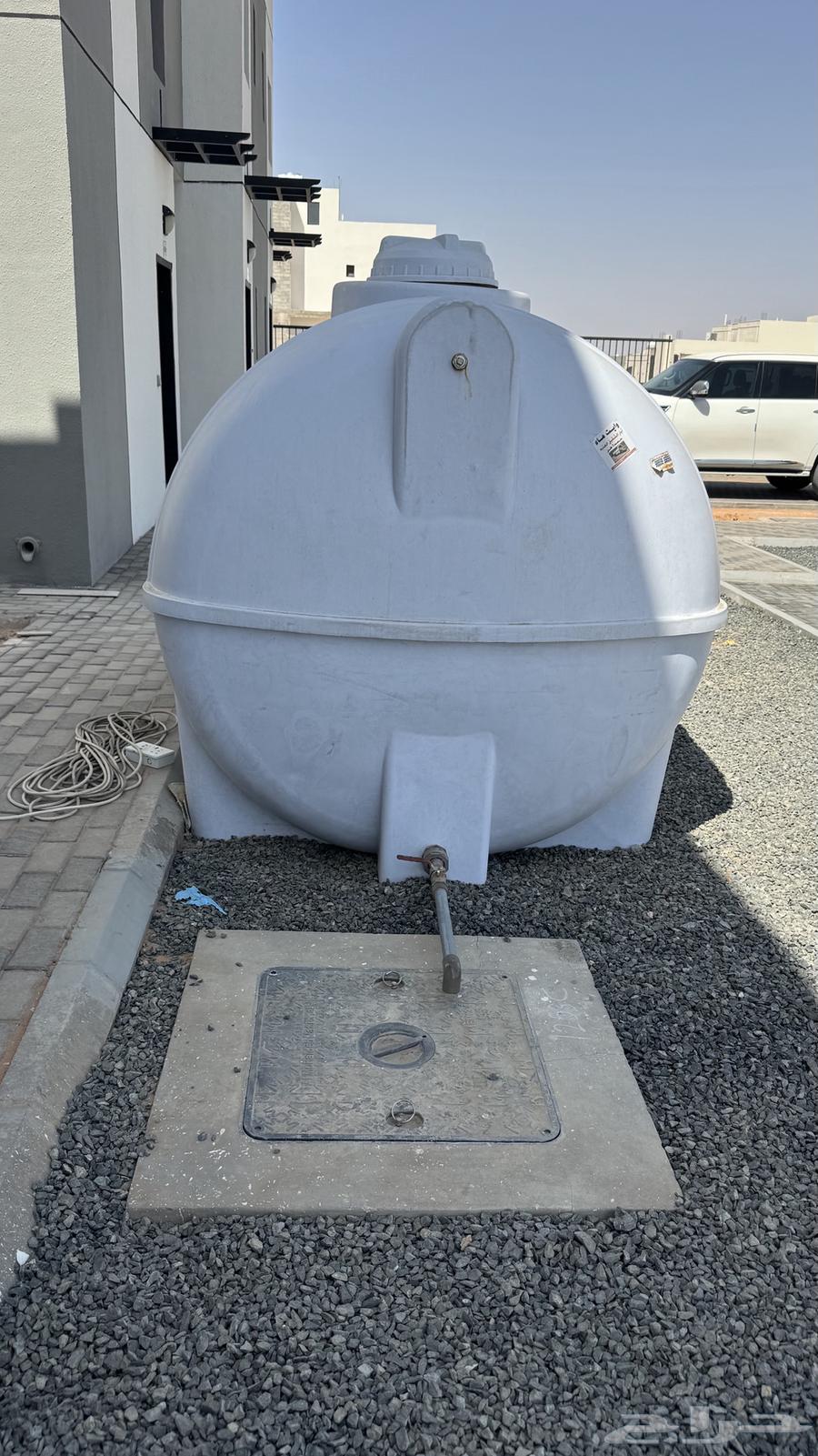 خزان ماء شاريته من شهر استخدام مرتين64682049524097110