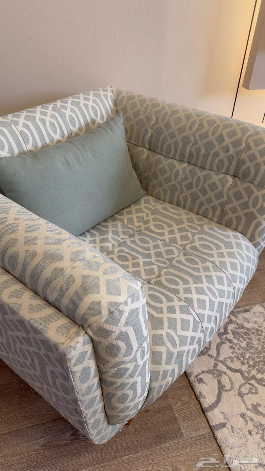 جلسة 7 -9 اشخاص مع طاولات64677640786561112