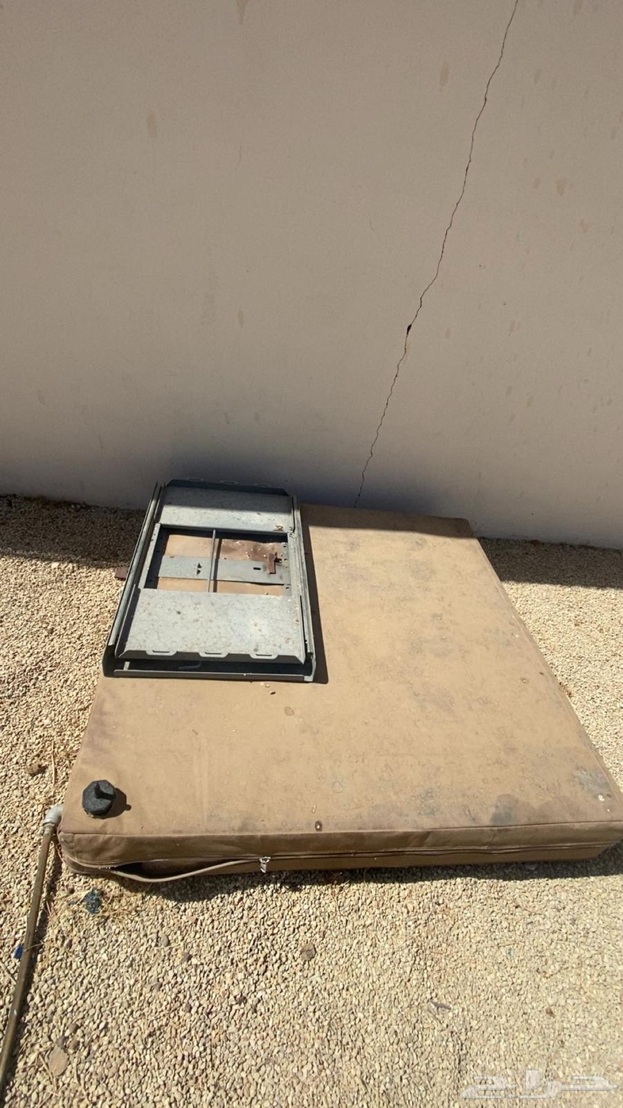 تانكي ماء وكرسي ثلاجه ملبس تنزاني وفيه درج مخفي جيب جكس64679598806019114