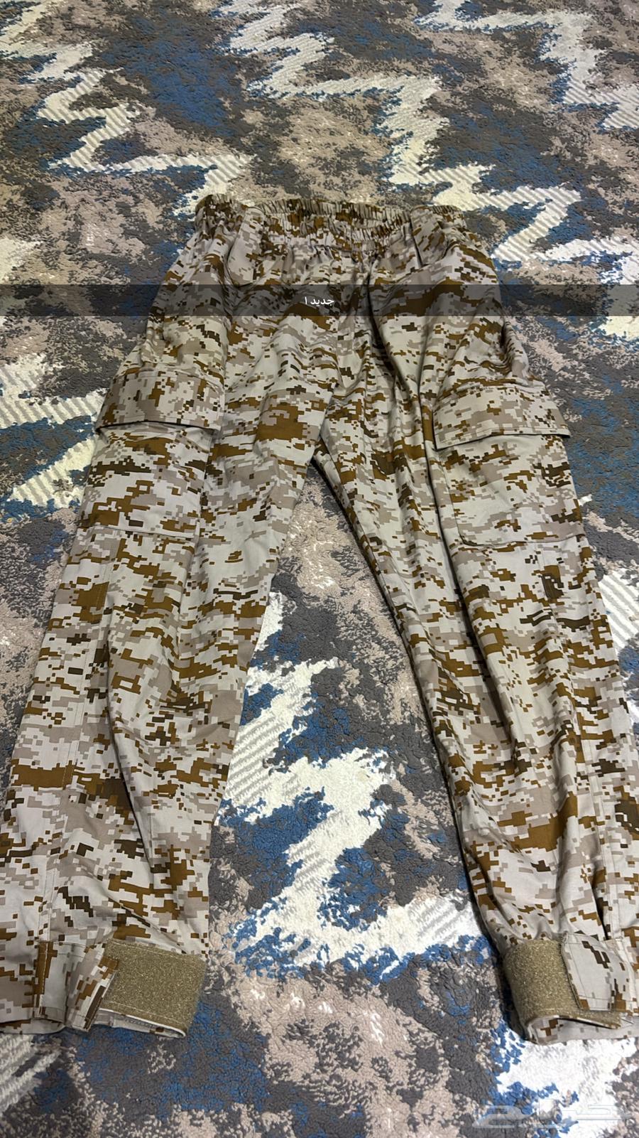 3 بدلات عسكريه القوات البريه الملكيه وفنايل وقبعات وبساطير64546678869121111