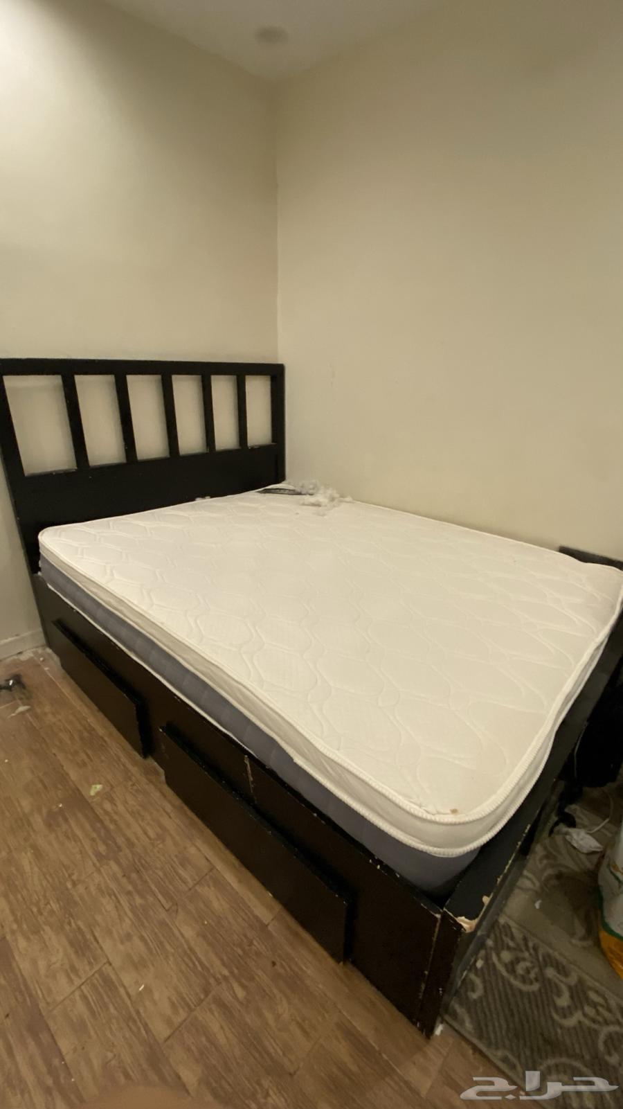 سرير نفرين تفصيل خاص مع درجين مخفيه تحت السرير موجود سريرين64677036500098111