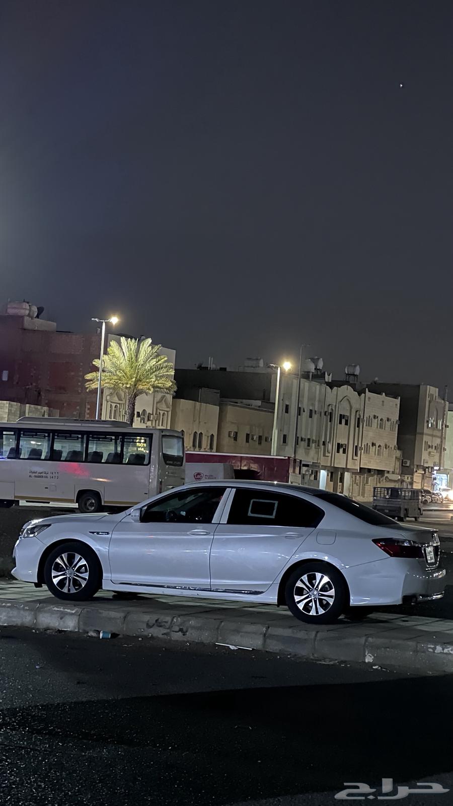 مندوب توصيل64169541238402110