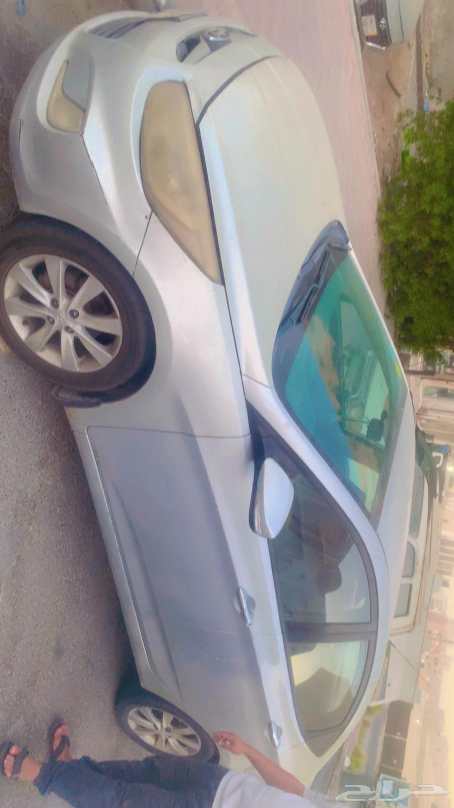 Delivery of documents, individuals, or errands with my 2014 Accent car64169766538881110